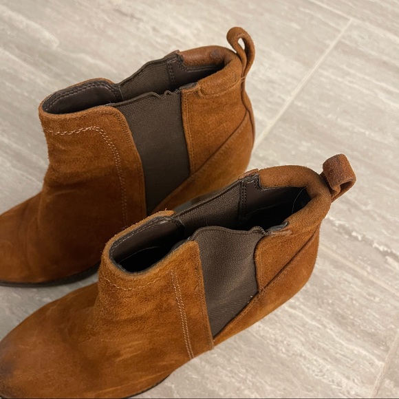 Honey Suede Fraco Sarto Booties - Picture 5 of 9